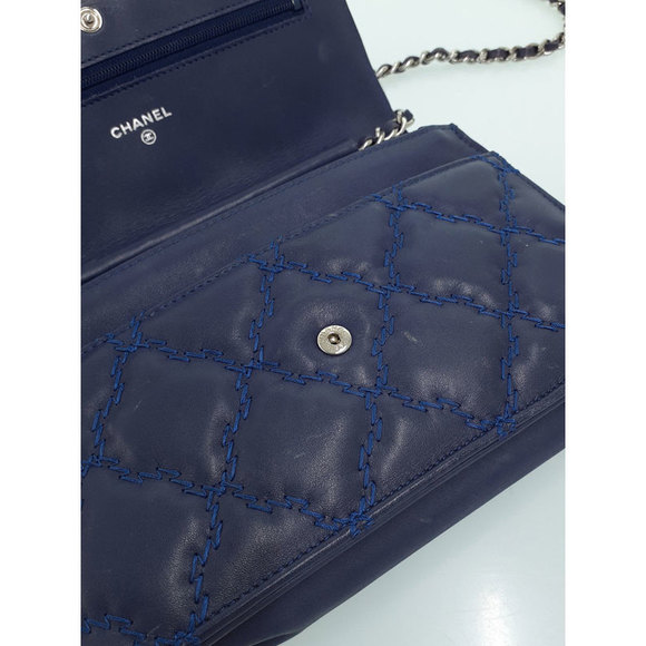 Chanel Ultra Stitch Chain Leather Wallet - Picture 5 of 9